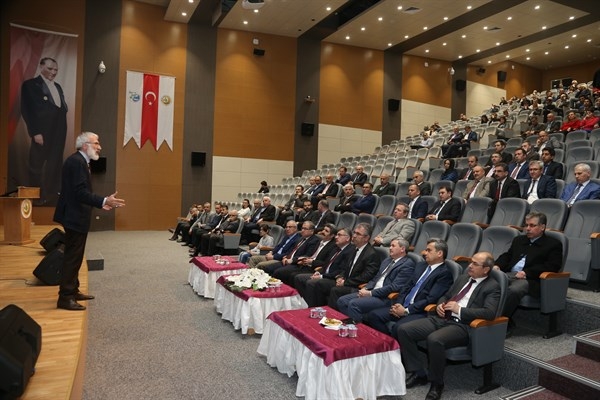 TİNGADER konferansında Dr. Süleyman Gündüz ile &quot;Pandemi Sonrası Siyasal Tercihler&quot; tartışıldı